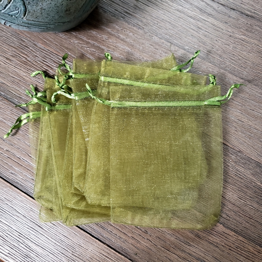 NEW 20 green organza party favor bags & 30 thank you stickers gift Spring